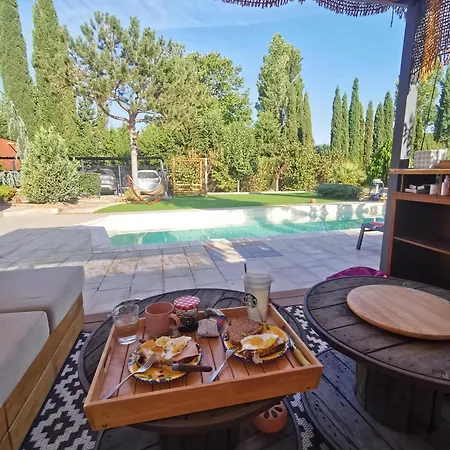 Cabanon Bed & Breakfast